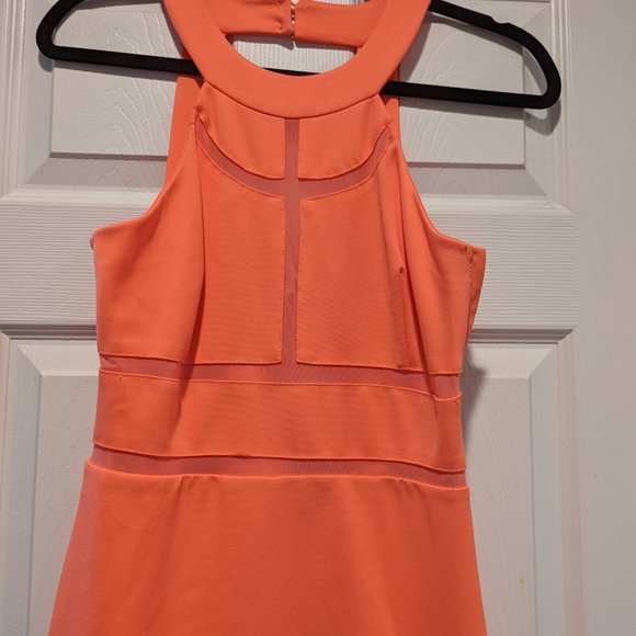 Guess Monaco  bodycon dress - Picture 2 of 3